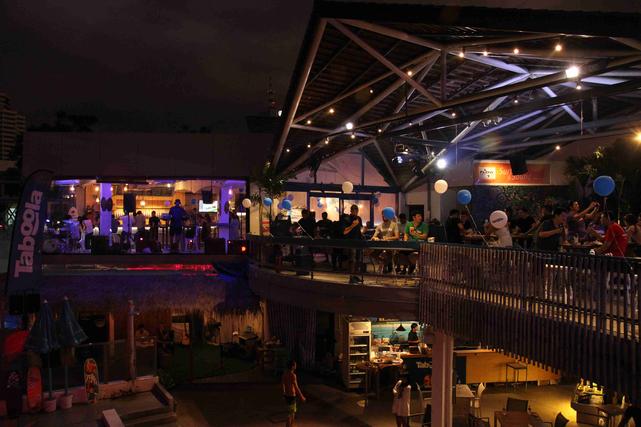 Beach Bar with Craft Beer