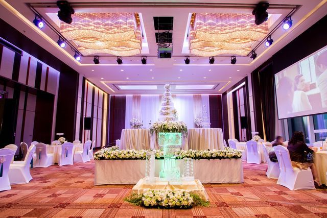 Surasak Ballroom (11th FL.) Wedding and Dinner