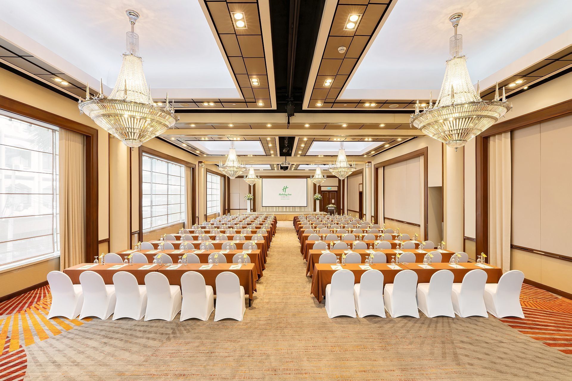 Holiday Inn Bangkok Silom Crystal Ballroom Venuee