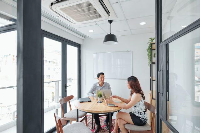 5 Pax Meeting Room