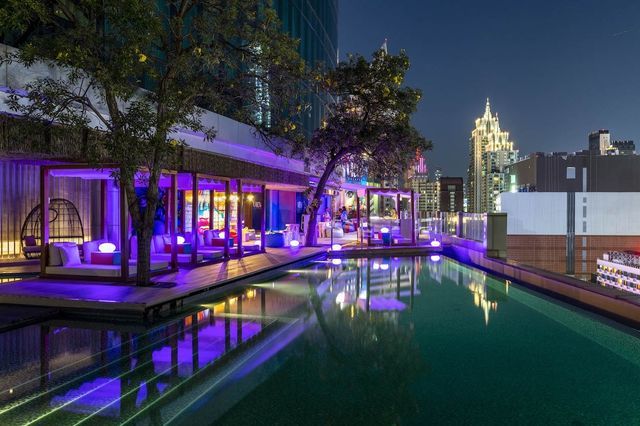 View Rooftop Bar Bangkok