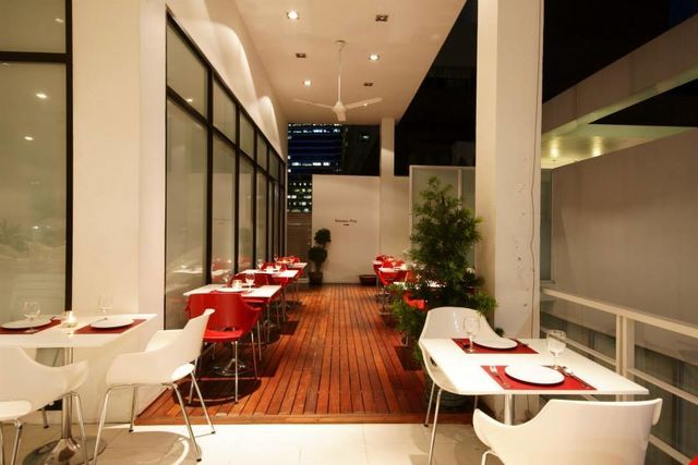 I-Sky Restaurant