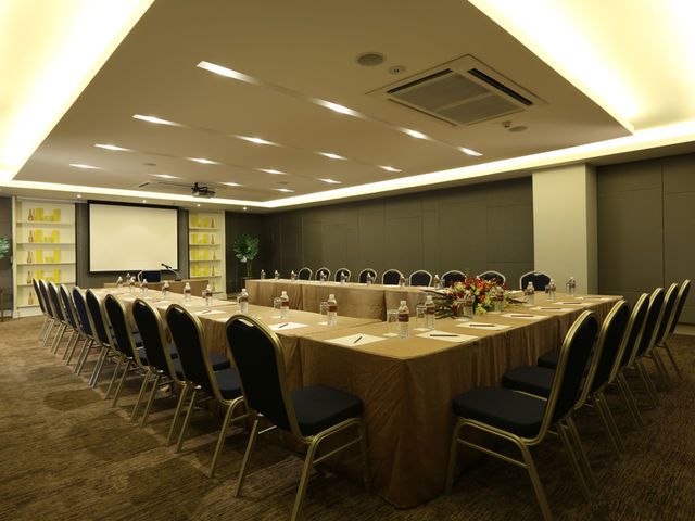Feungfaa Meeting Room