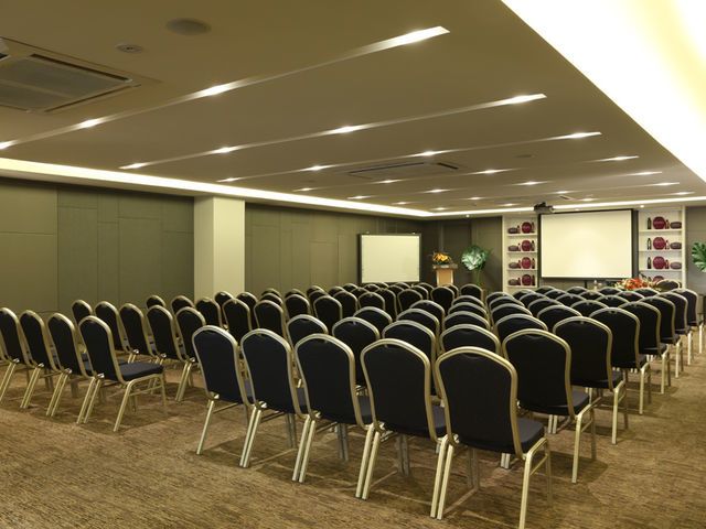 Kannika Meeting Room