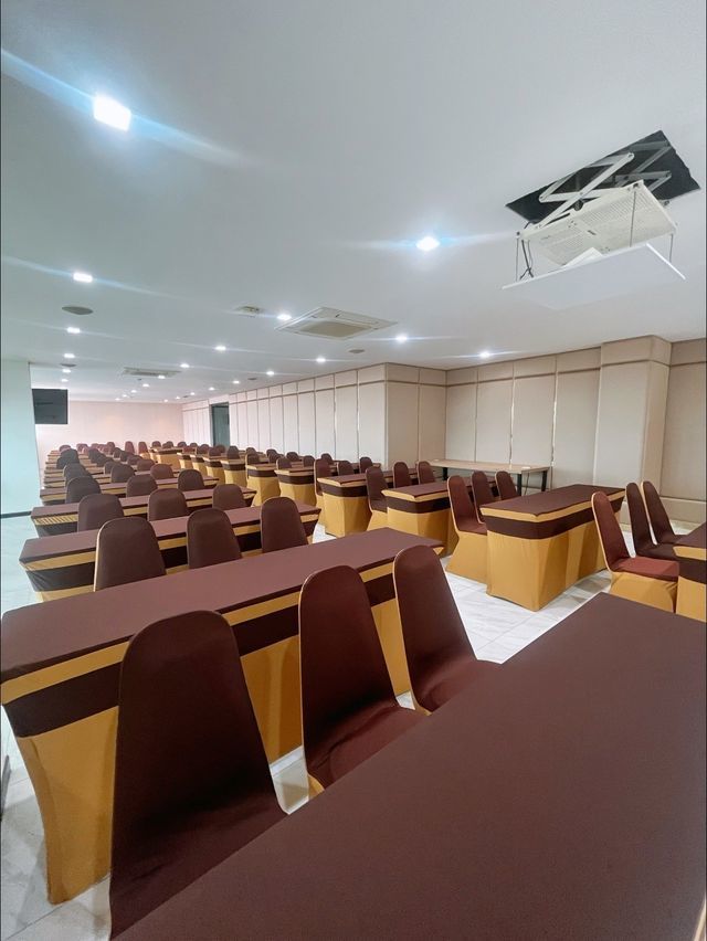 Asawa 2 meeting room